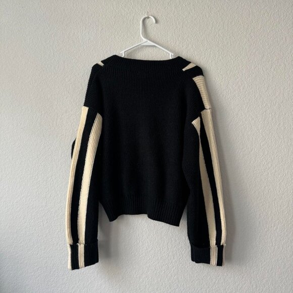 varsity heavy knit cardigan🖤👟 - Picture 7 of 8